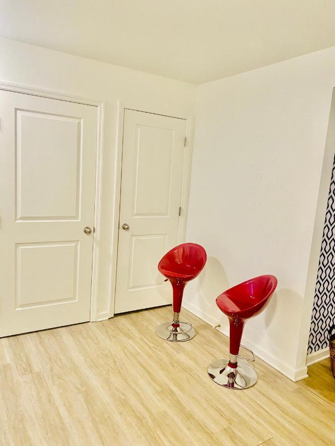 Cozy Condo, Minutes From Broadwy, Sleeps 5 Нашвил Екстериор снимка