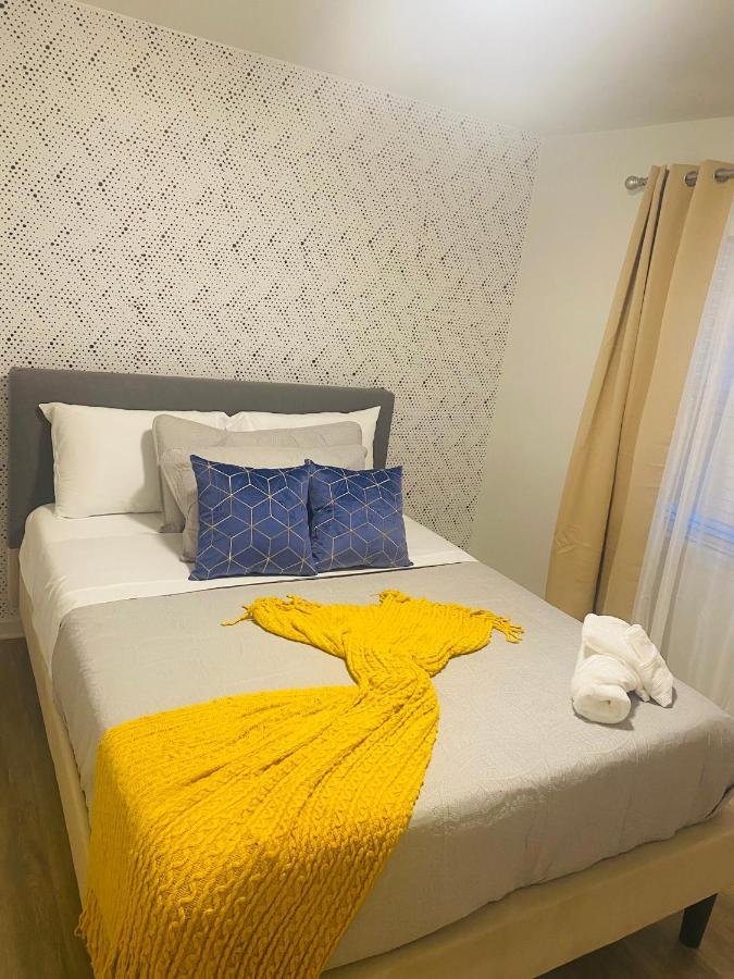 Cozy Condo, Minutes From Broadwy, Sleeps 5 Нашвил Екстериор снимка